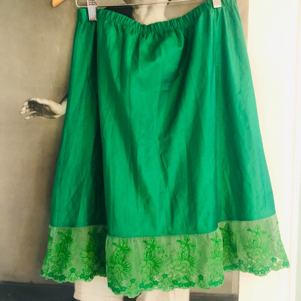 100% Silk Green Dosa Skirt!!
